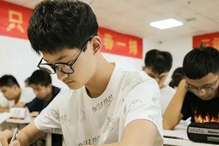 罗克：加盟巴萨是梦想成真，我要在球队中学习并为巴萨进球